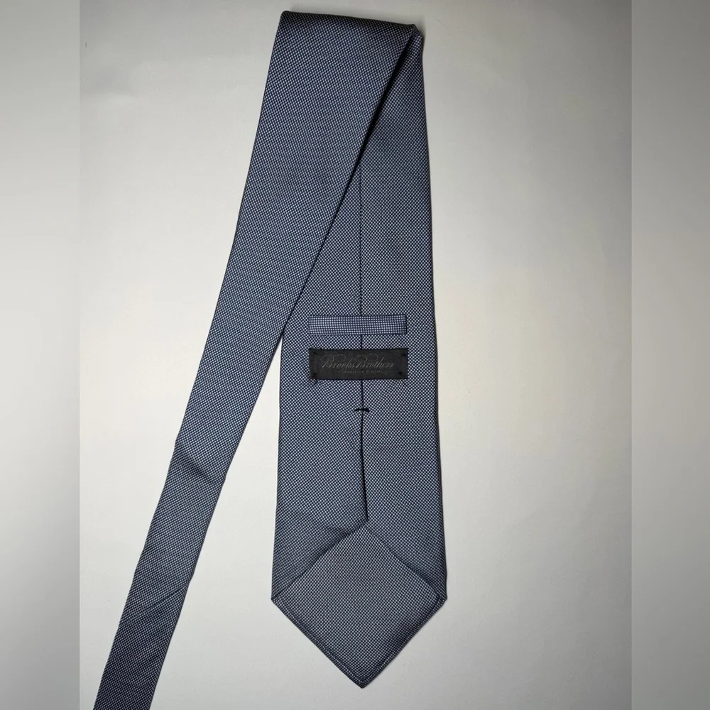 Brooks Brothers Pure Silk Navy Blue Small Checkered Pattern Wide Neck Tie‎